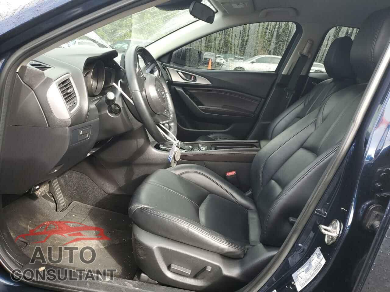 MAZDA 3 2017 - 3MZBN1L77HM119355