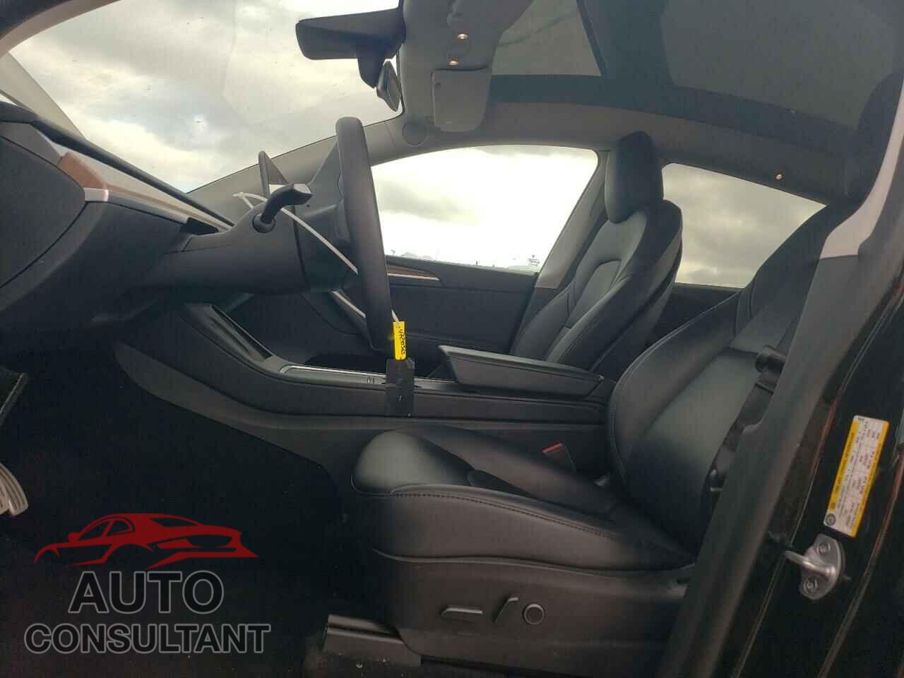 TESLA MODEL Y 2022 - 7SAYGDEFXNF536162