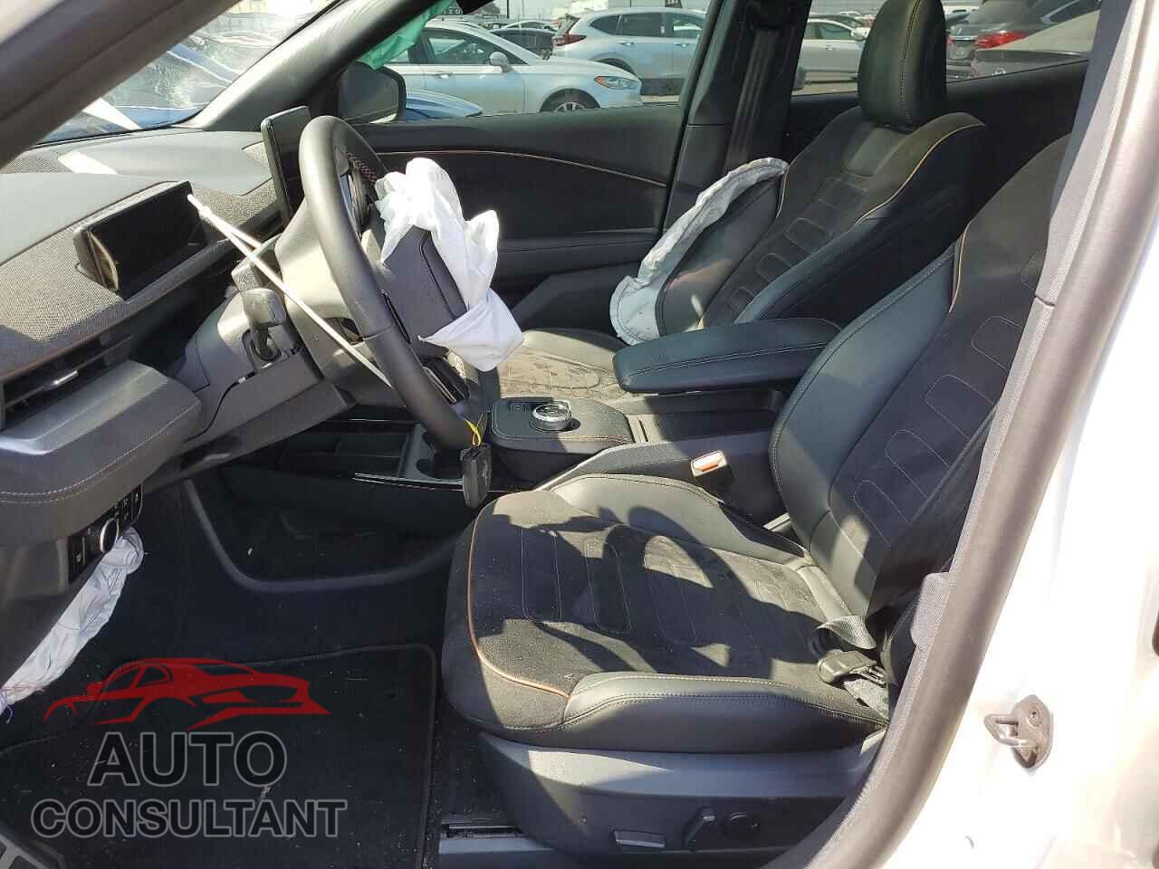 FORD MUSTANG 2023 - 3FMTK4SE8PMB00602