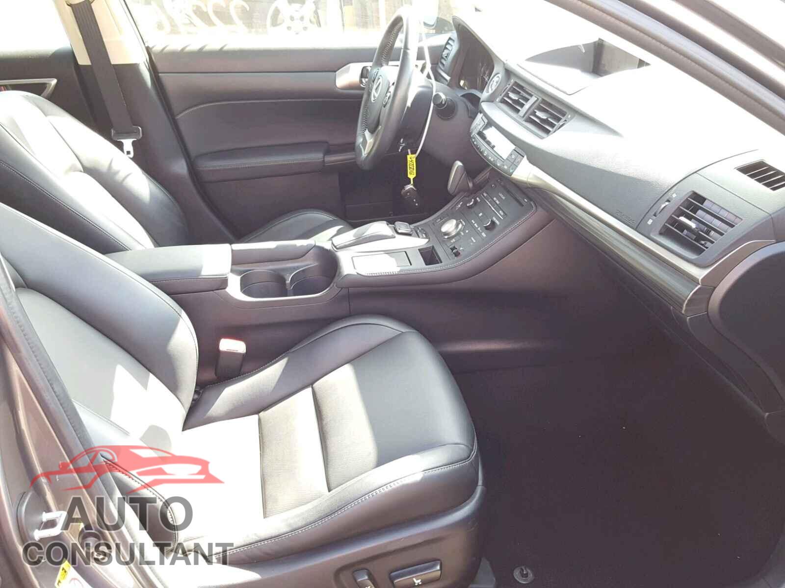 LEXUS CT 200 2015 - JTHKD5BH7F2218896