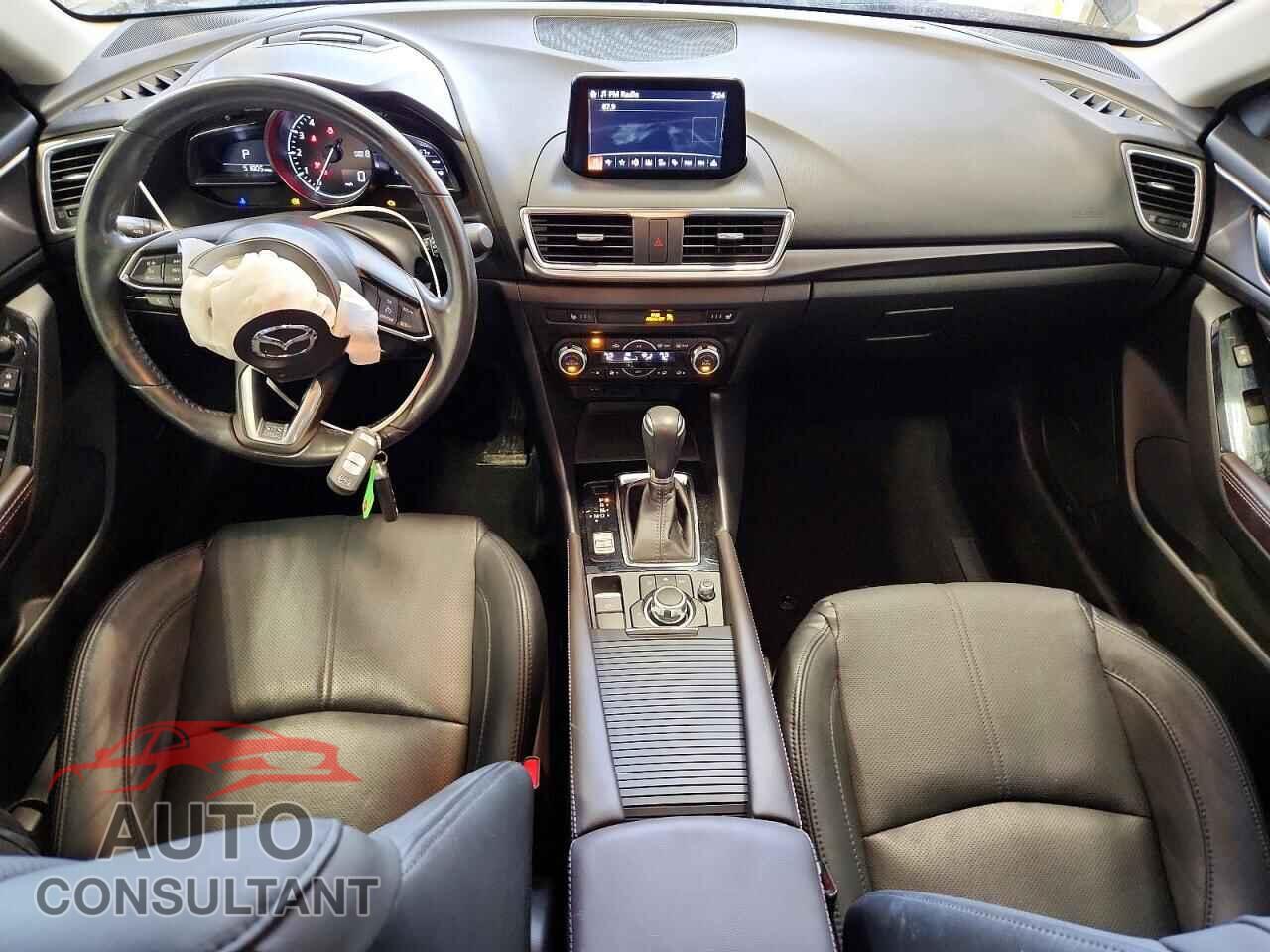 MAZDA 3 2017 - 3MZBN1M35HM146906