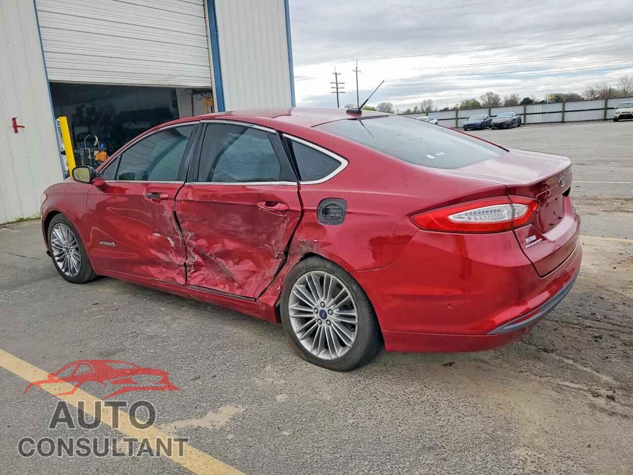 FORD FUSION 2013 - 3FA6P0LU4DR229443
