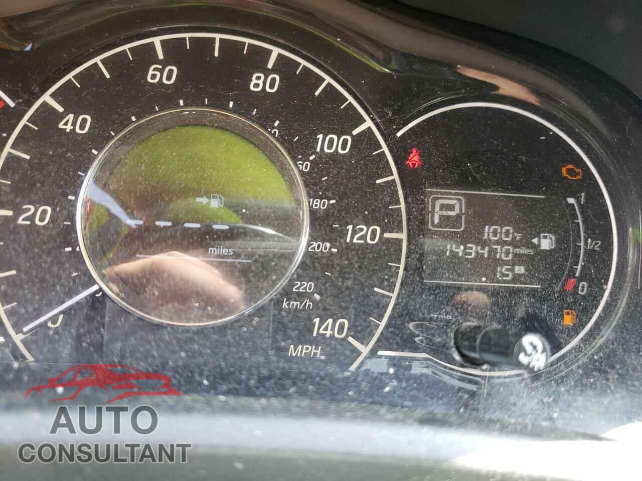 NISSAN VERSA 2016 - 3N1CE2CP4GL371939
