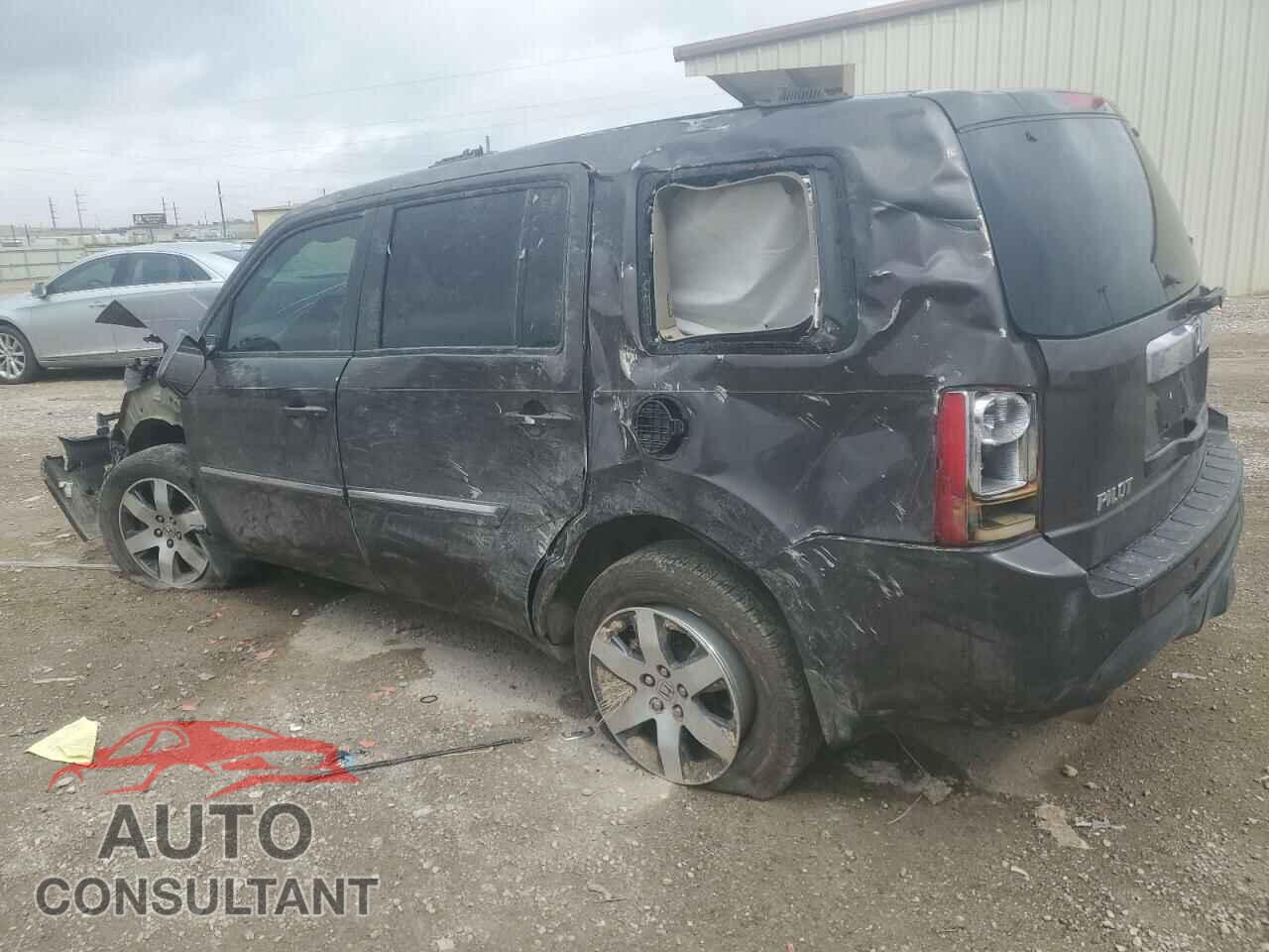 HONDA PILOT 2013 - 5FNYF3H92DB028105