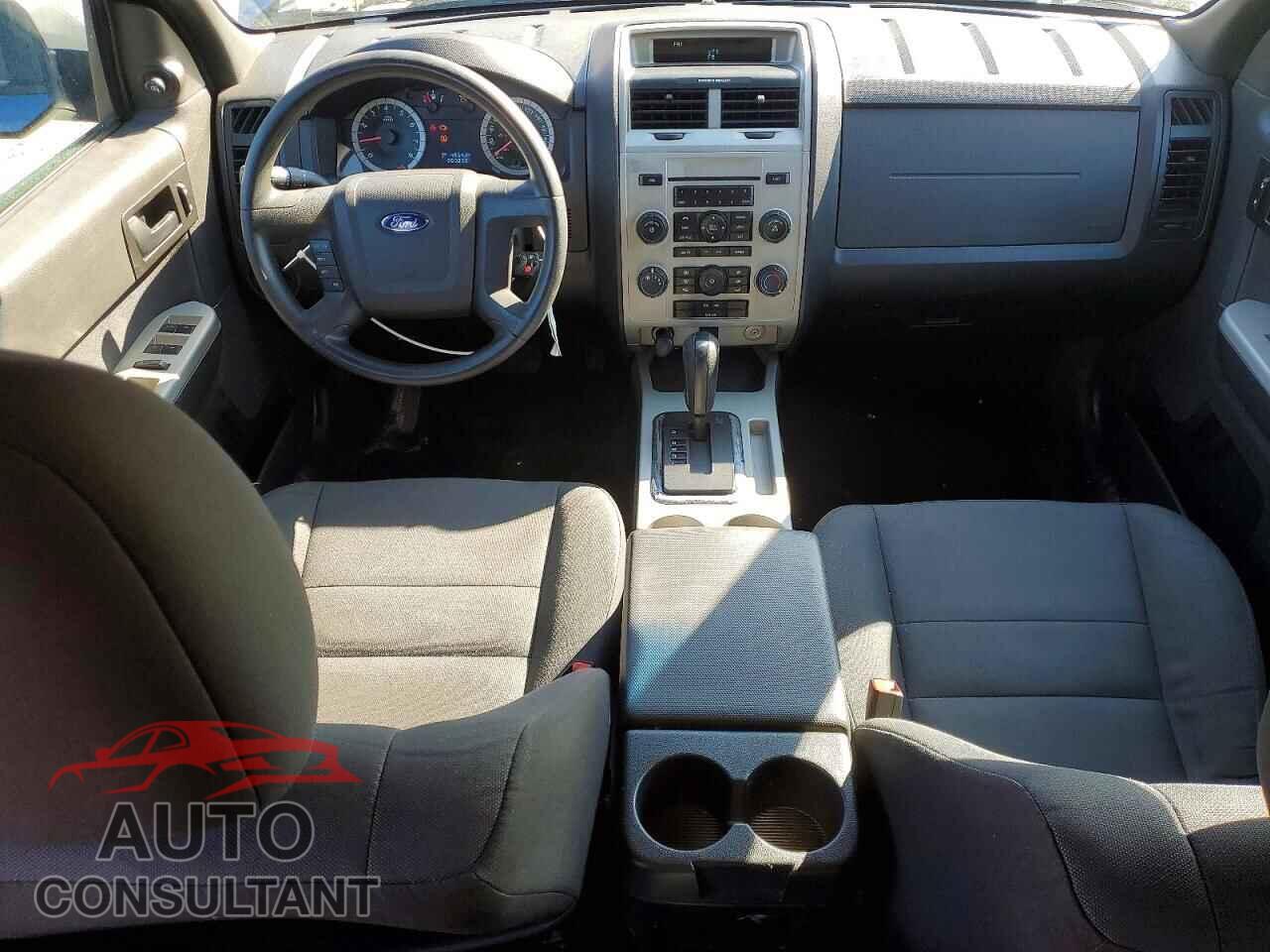 FORD ESCAPE 2010 - 1FMCU0D76AKC56105