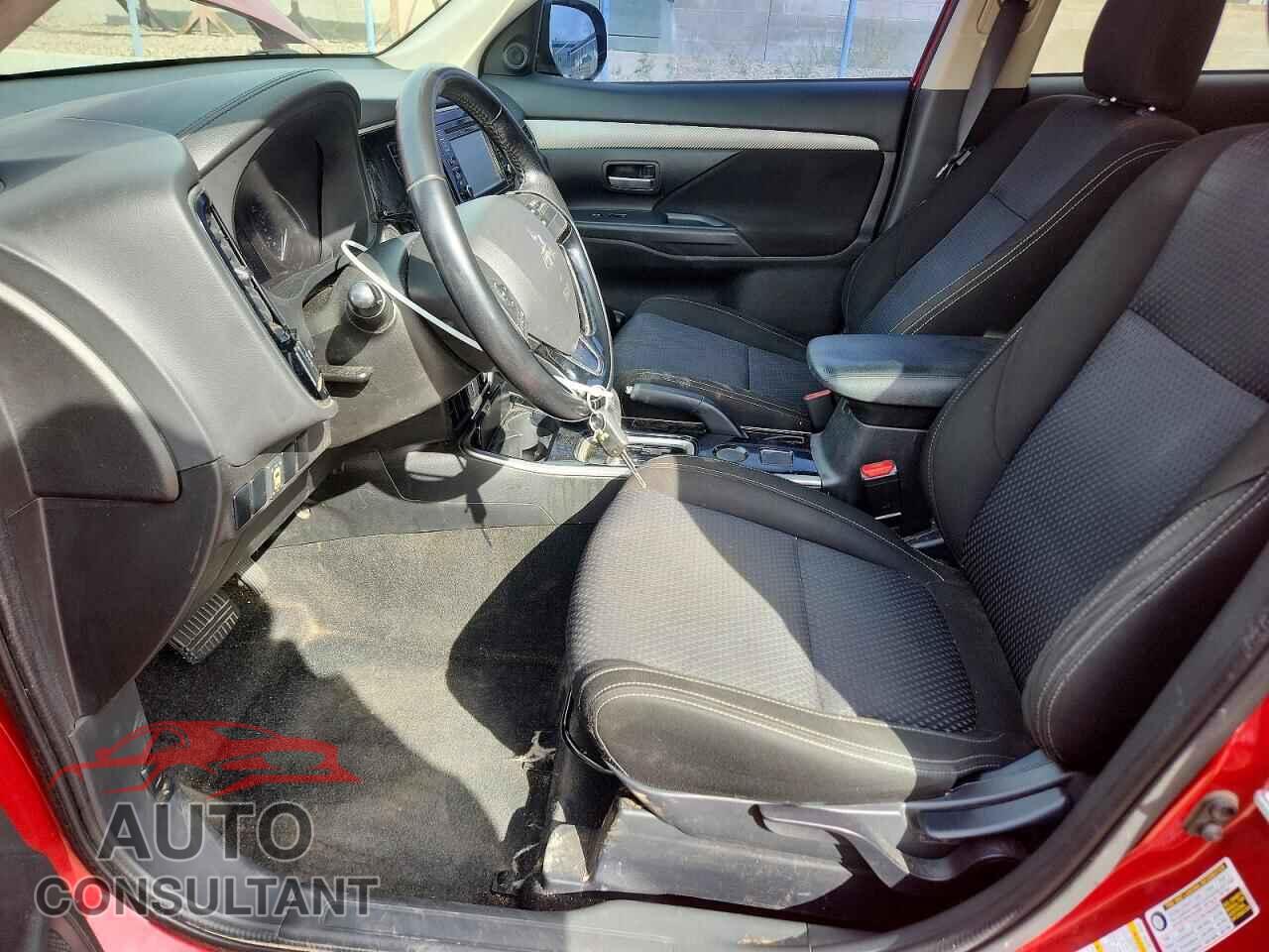 MITSUBISHI OUTLANDER 2017 - JA4AD2A38HZ040700
