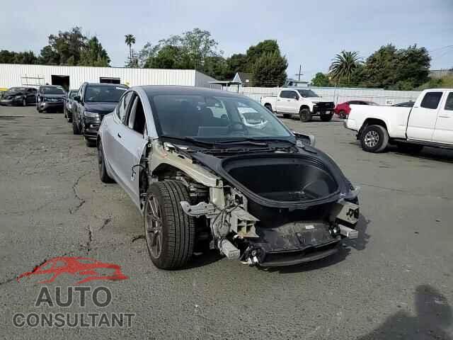 TESLA MODEL 3 2018 - 5YJ3E1EA2JF060726