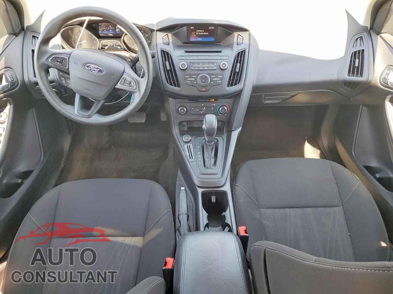 FORD FOCUS 2017 - 1FADP3F2XHL346189