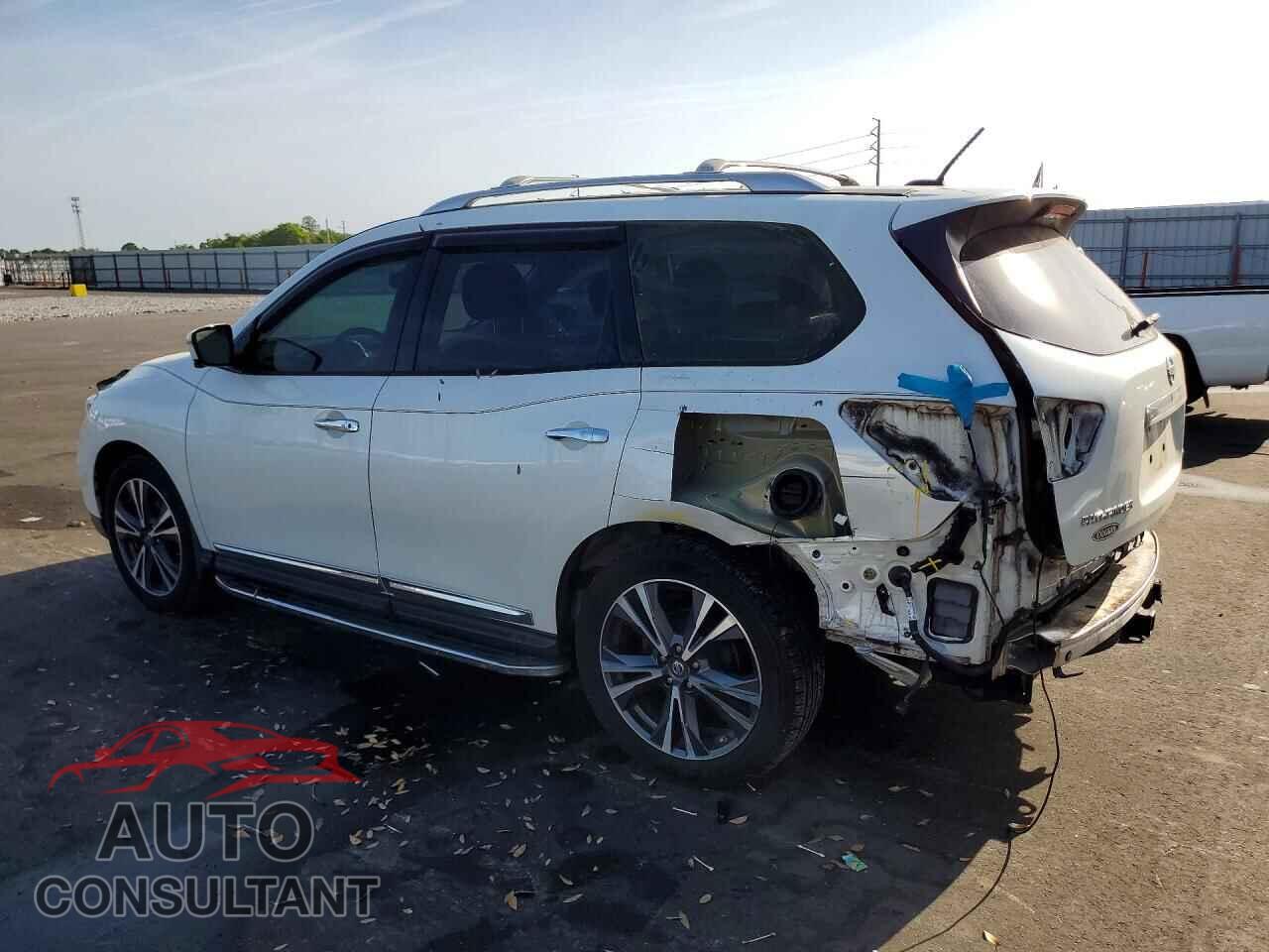 NISSAN PATHFINDER 2017 - 5N1DR2MNXHC608123
