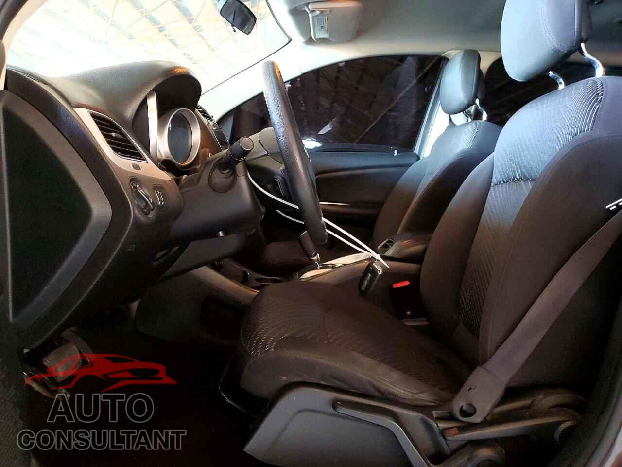 DODGE JOURNEY 2015 - 3C4PDCBB0FT694302