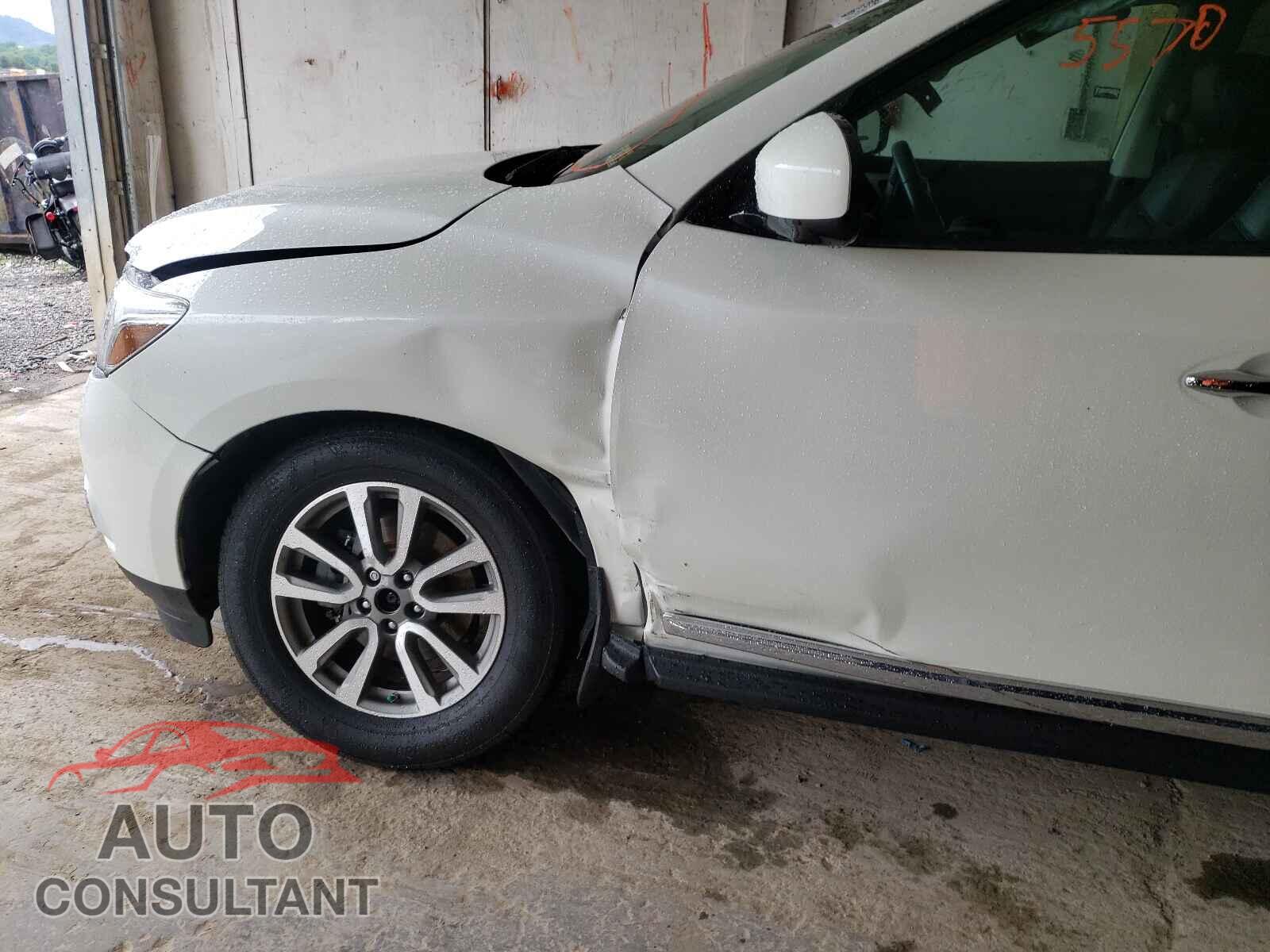 NISSAN PATHFINDER 2016 - 5N1AR2MM8GC665803