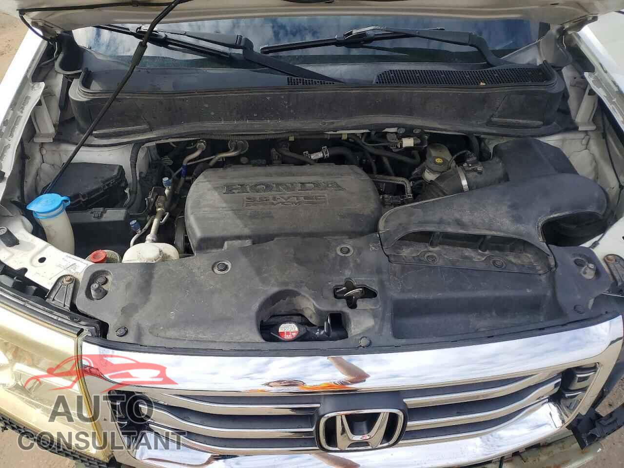 HONDA PILOT 2014 - 5FNYF4H5XEB010536