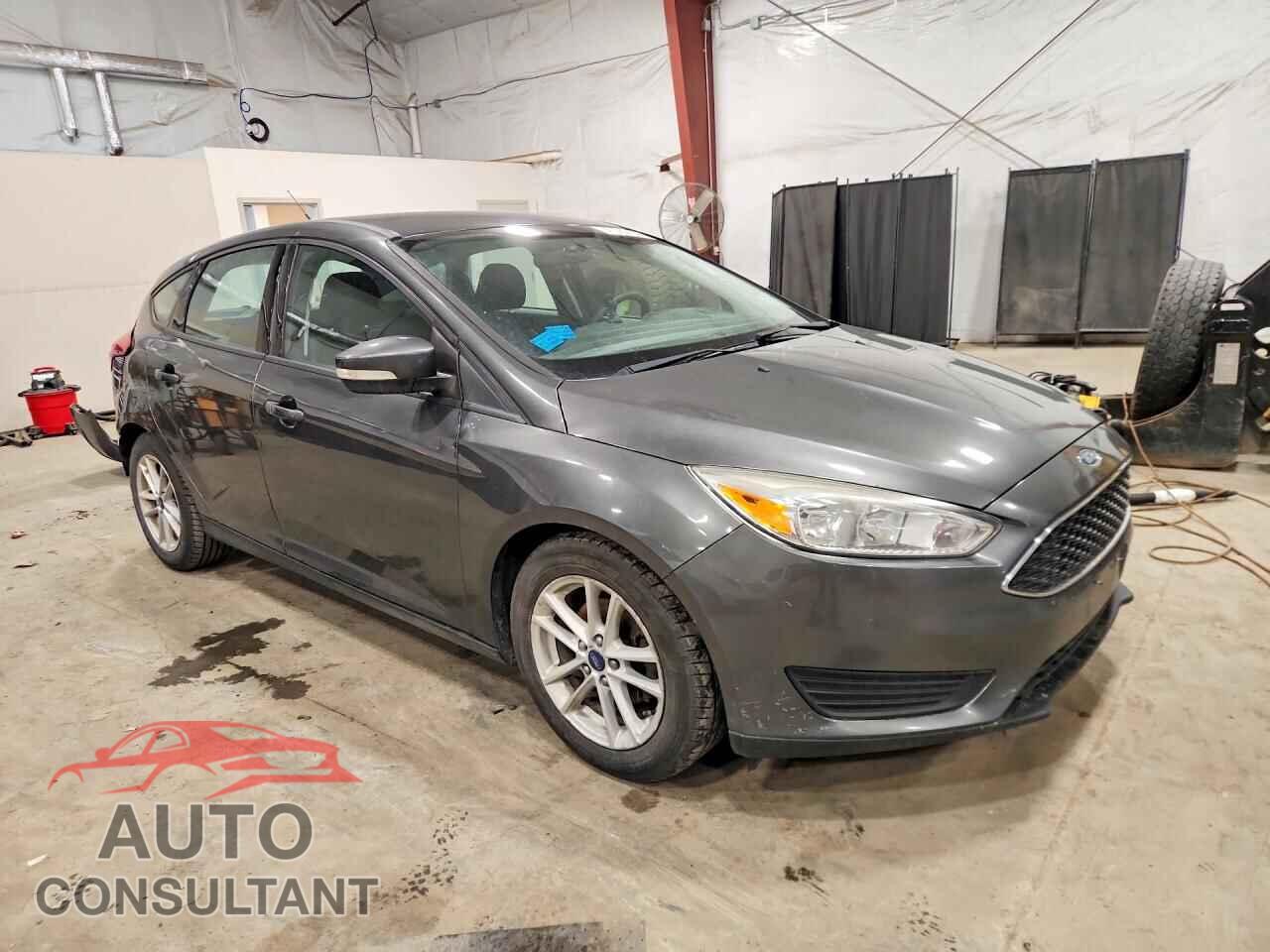 FORD FOCUS 2017 - 1FADP3K24HL311217