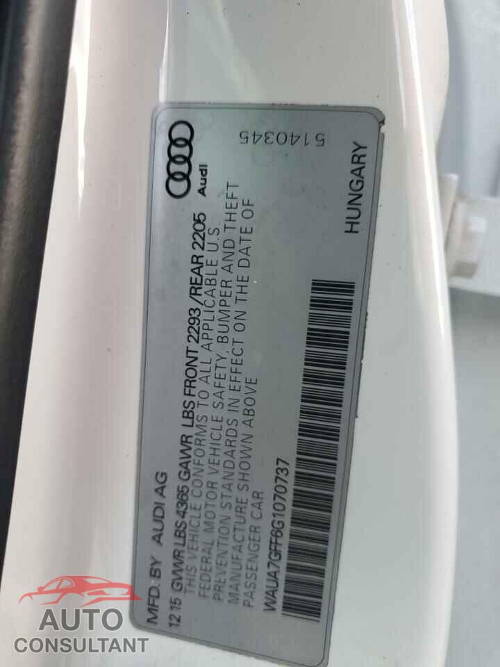 AUDI A3 2016 - WAUA7GFF6G1070737