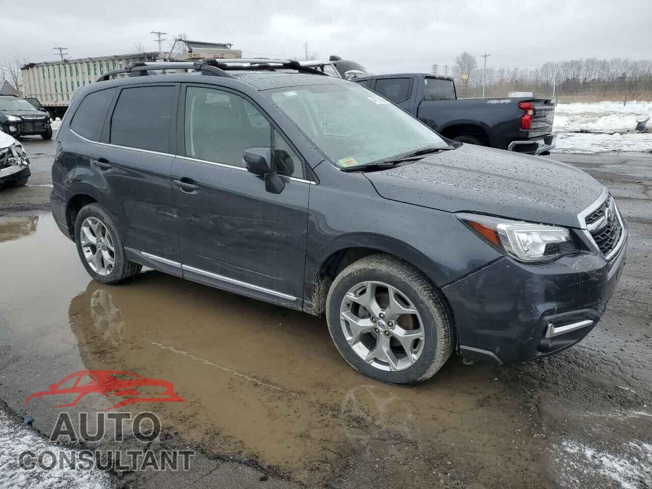 SUBARU FORESTER 2018 - JF2SJAWC8JH447192
