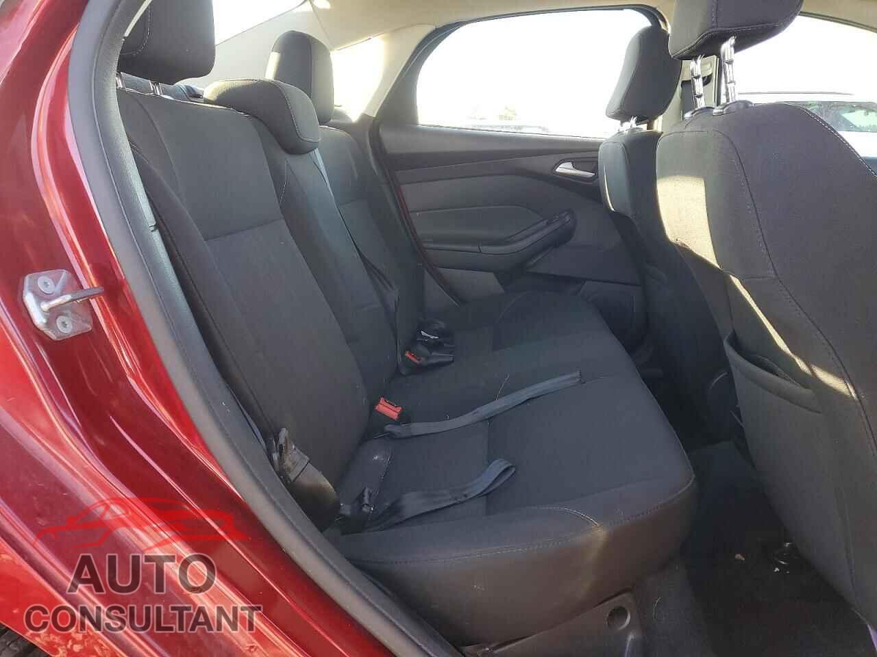 FORD FOCUS 2017 - 1FADP3F23HL255488