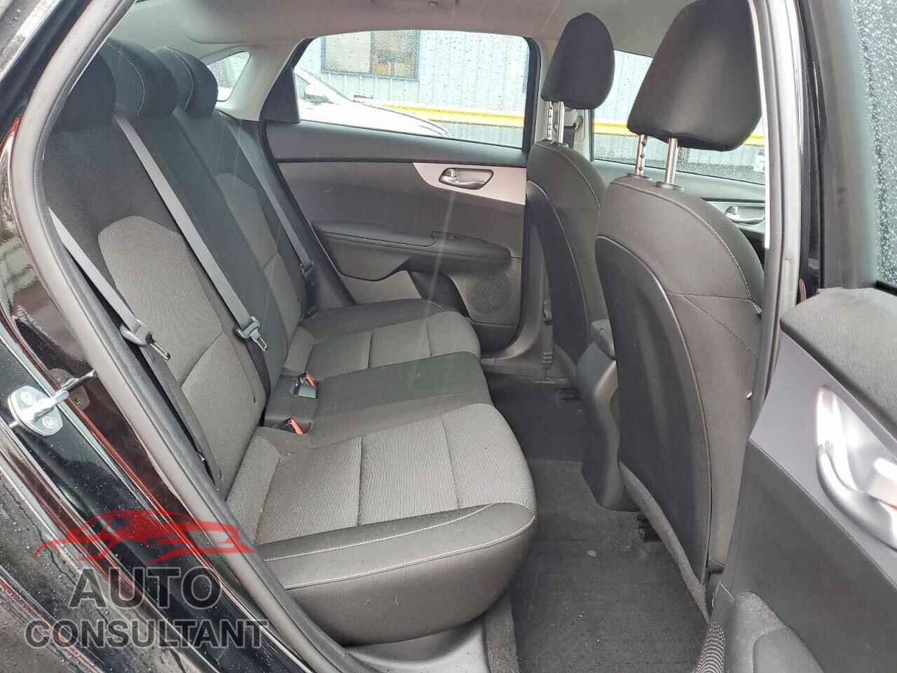 KIA FORTE 2023 - 3KPF24AD5PE575242