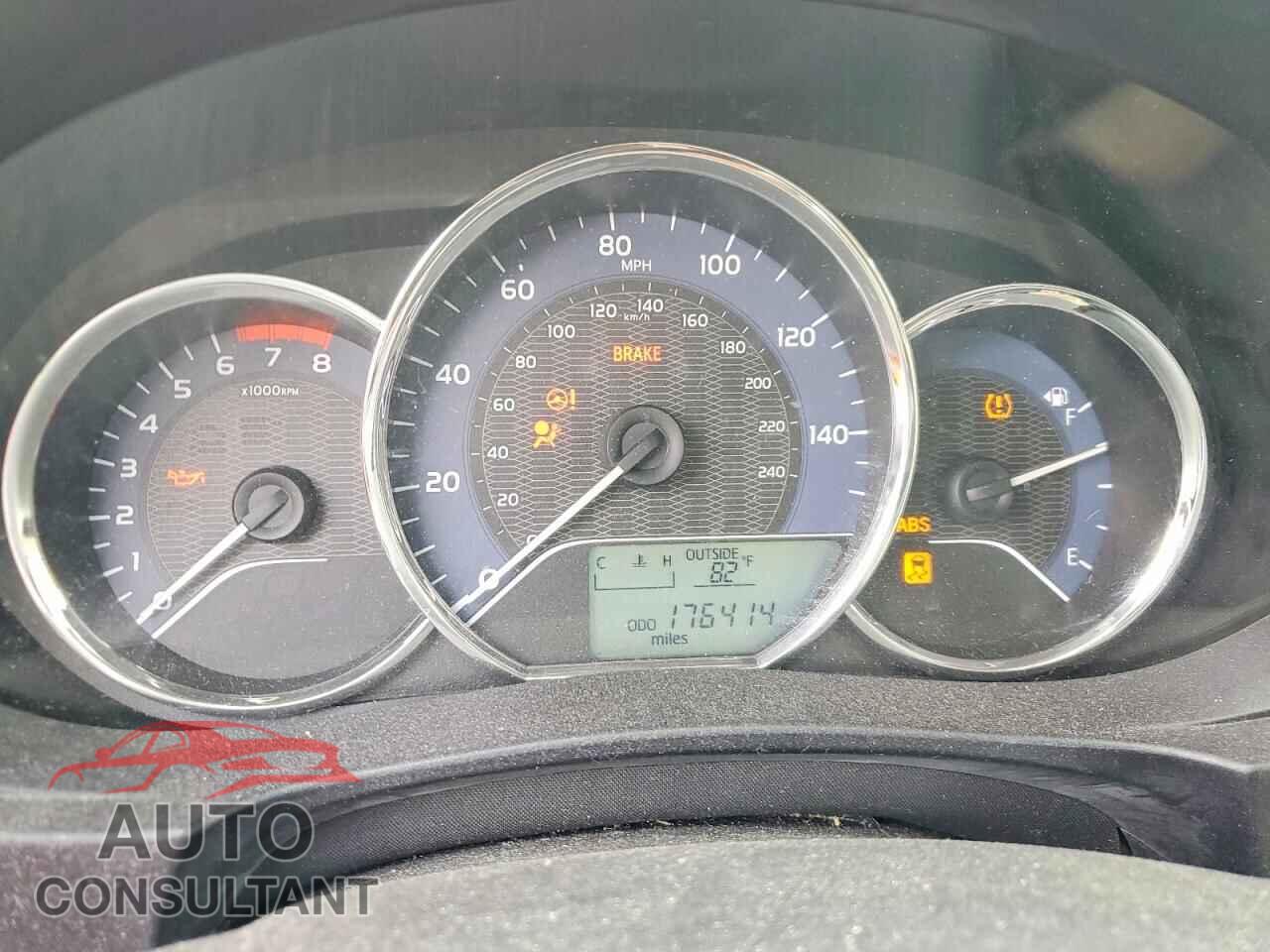 TOYOTA COROLLA 2014 - 2T1BURHEXEC156481