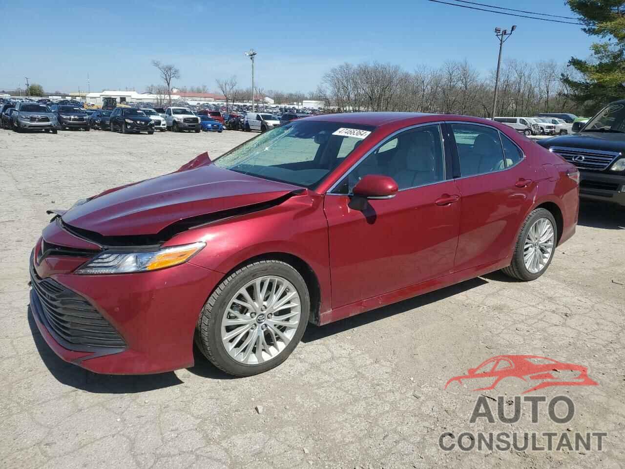 TOYOTA CAMRY 2018 - 4T1B11HK6JU659207