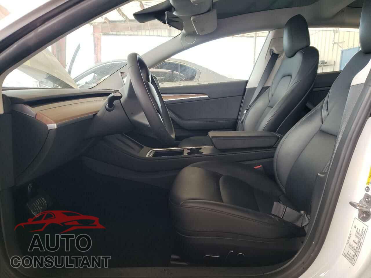 TESLA MODEL 3 2023 - 5YJ3E1EA5PF450082