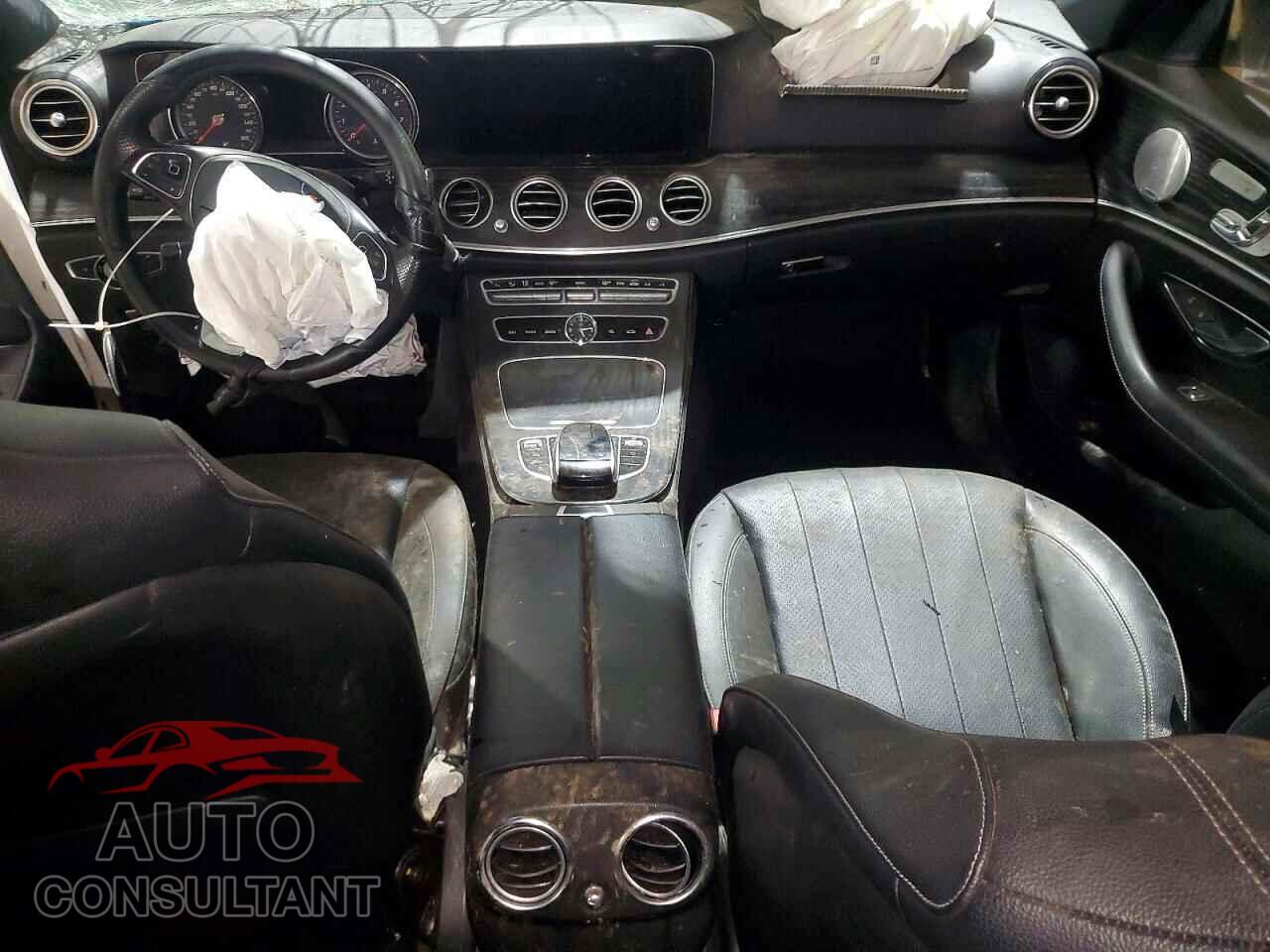 MERCEDES-BENZ E-CLASS 2018 - WDDZF4KB2JA371643