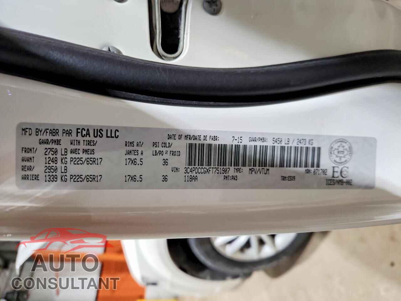 DODGE JOURNEY 2015 - 3C4PDCCGXFT751907