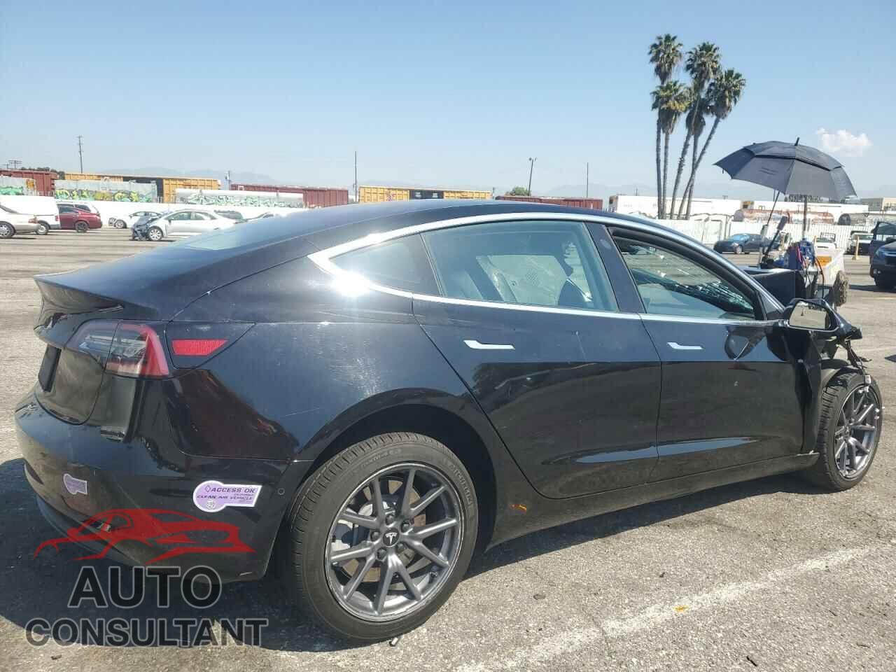 TESLA MODEL 3 2018 - 5YJ3E1EA1JF172420