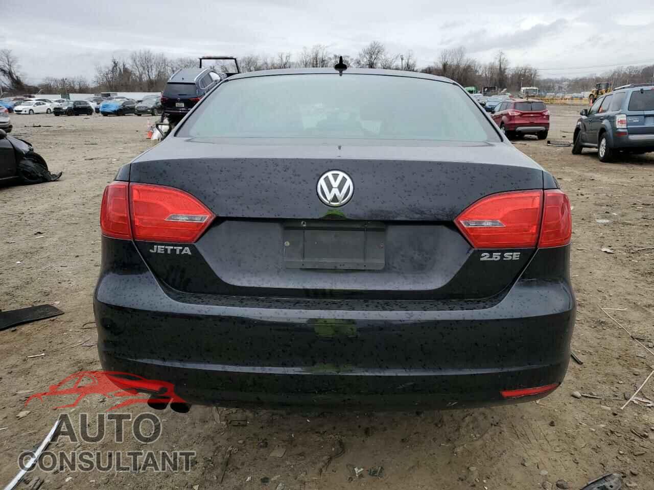 VOLKSWAGEN JETTA 2013 - 3VWDP7AJ8DM429030