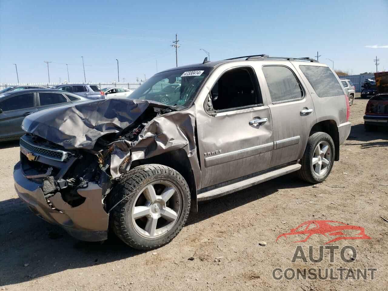 CHEVROLET TAHOE 2013 - 1GNSKCE07DR345595
