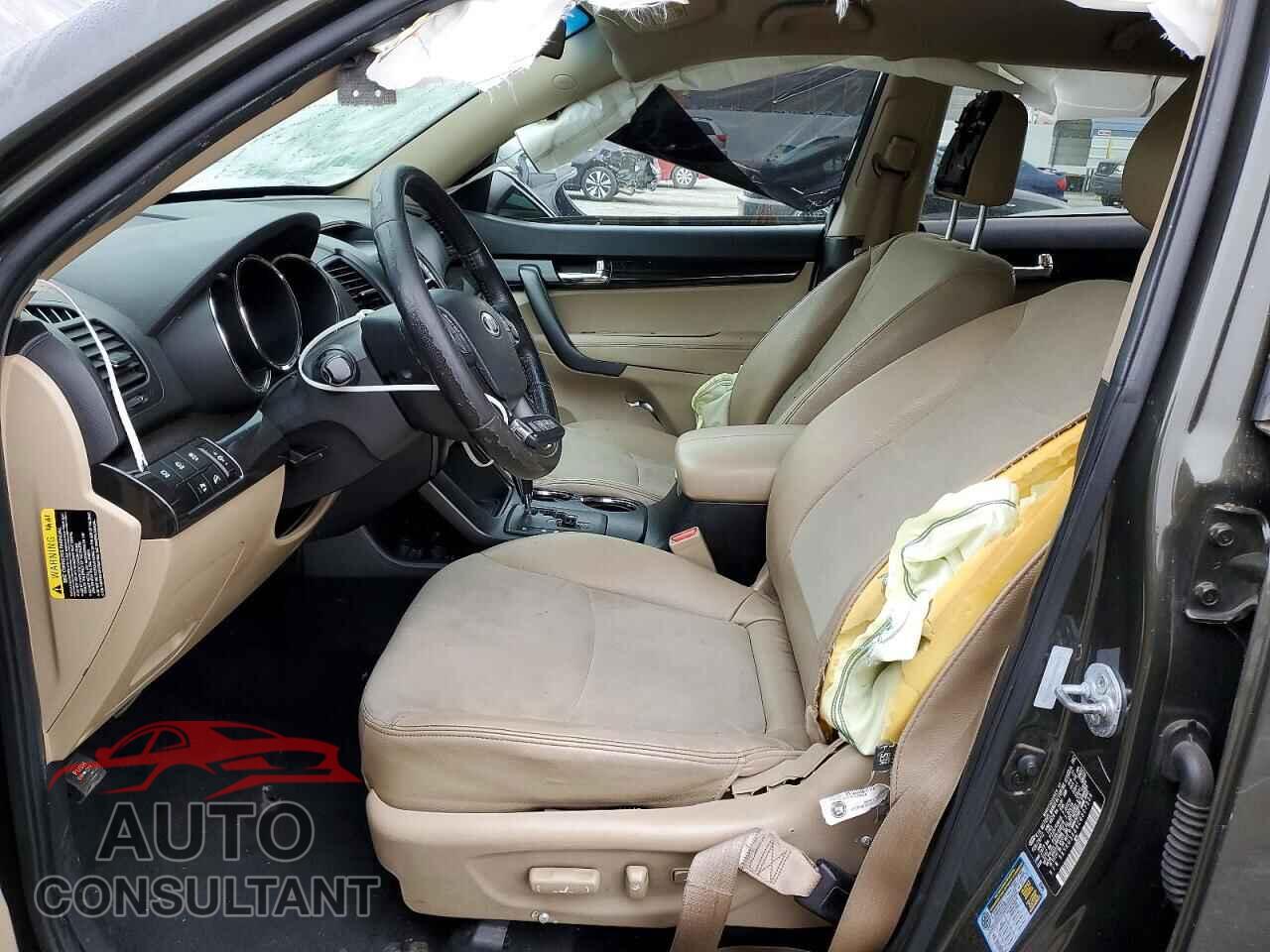 KIA SORENTO 2012 - 5XYKU3A69CG307506