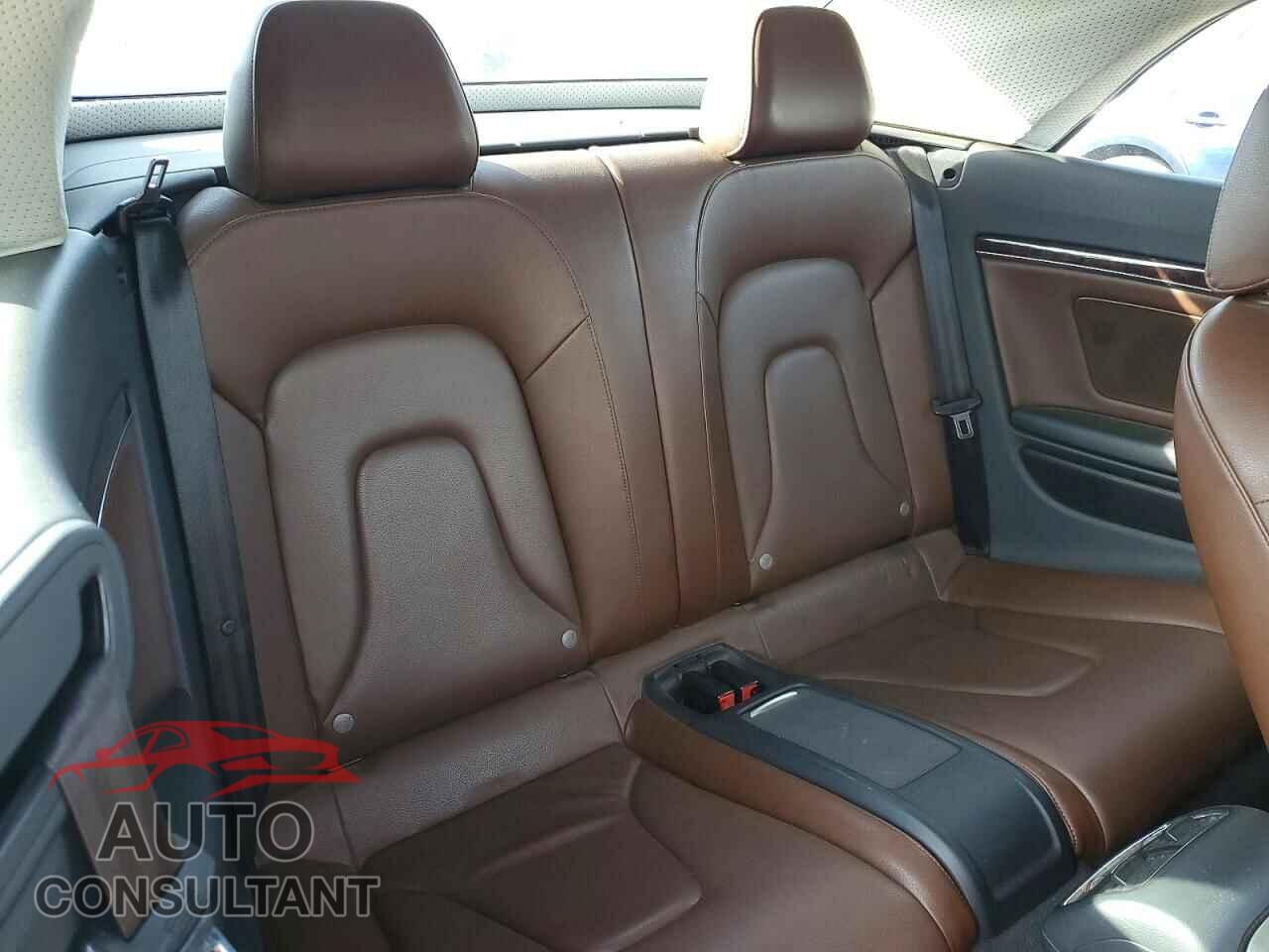 AUDI A5 2013 - WAULFAFH0DN007308