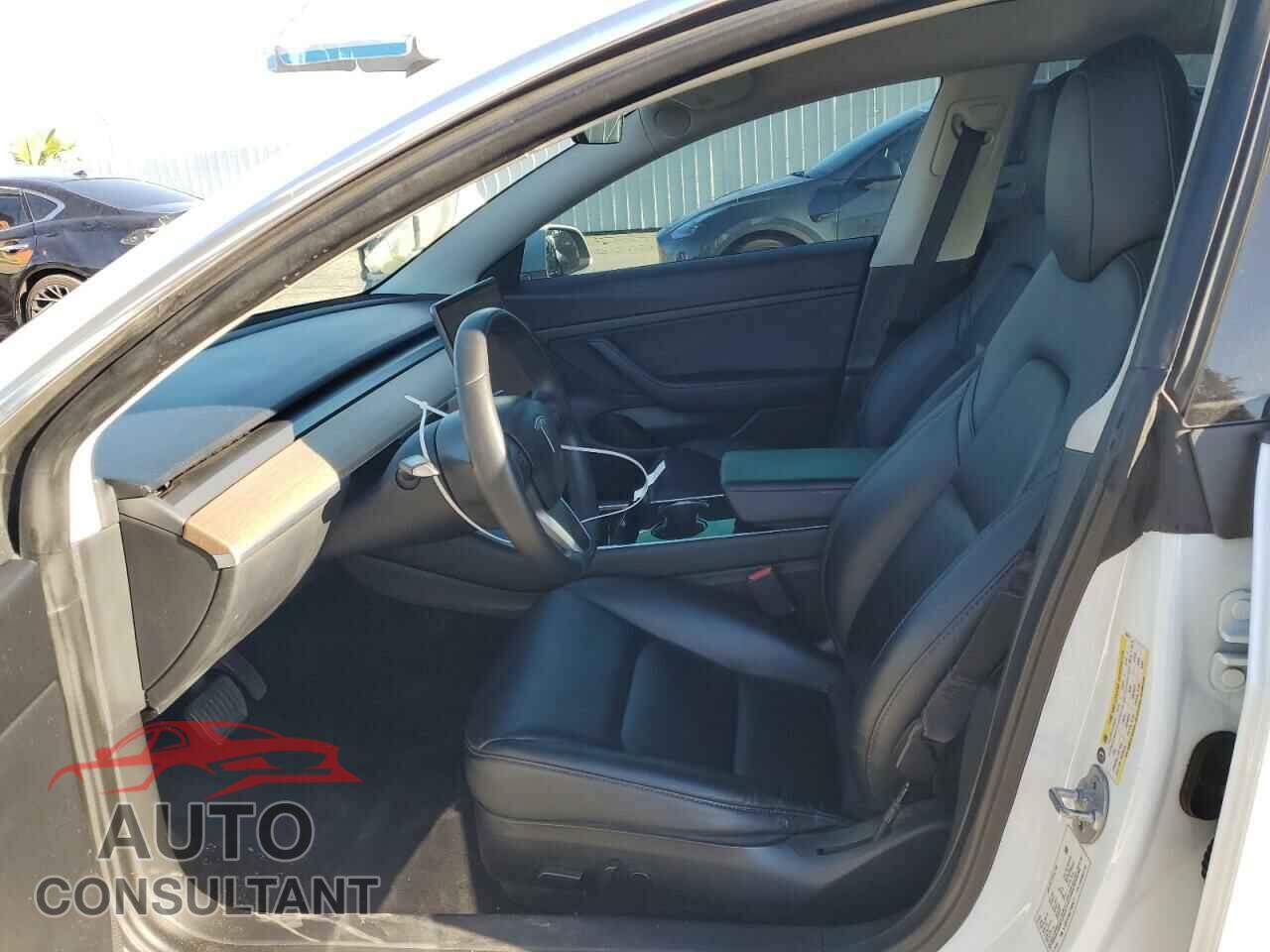 TESLA MODEL 3 2020 - 5YJ3E1EA5LF660417