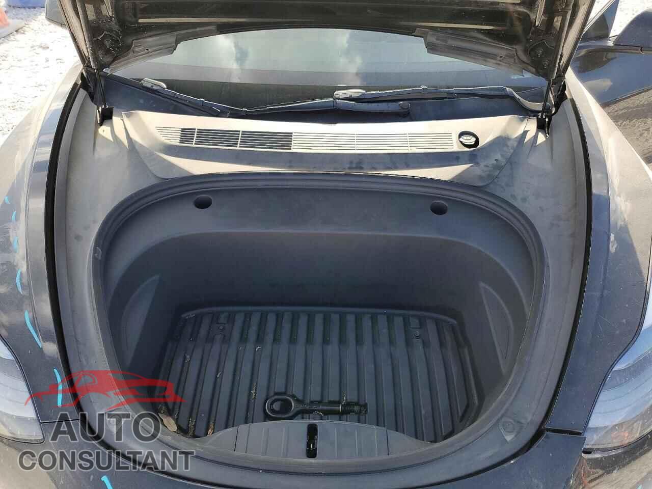 TESLA MODEL 3 2022 - 5YJ3E1EB3NF265132