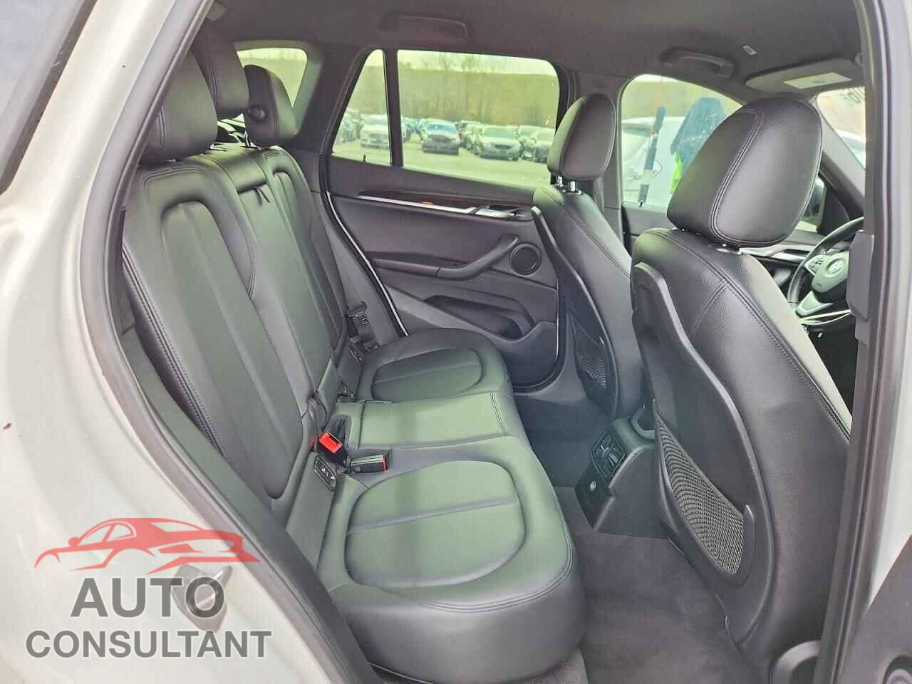 BMW X1 2016 - WBXHT3C3XG5F65716