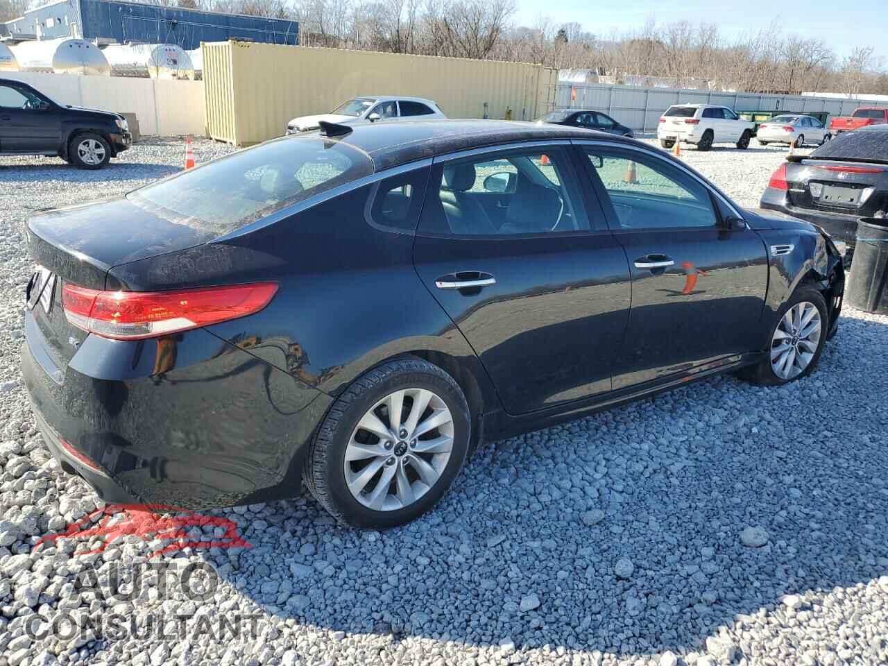 KIA OPTIMA 2017 - 5XXGU4L30HG150281