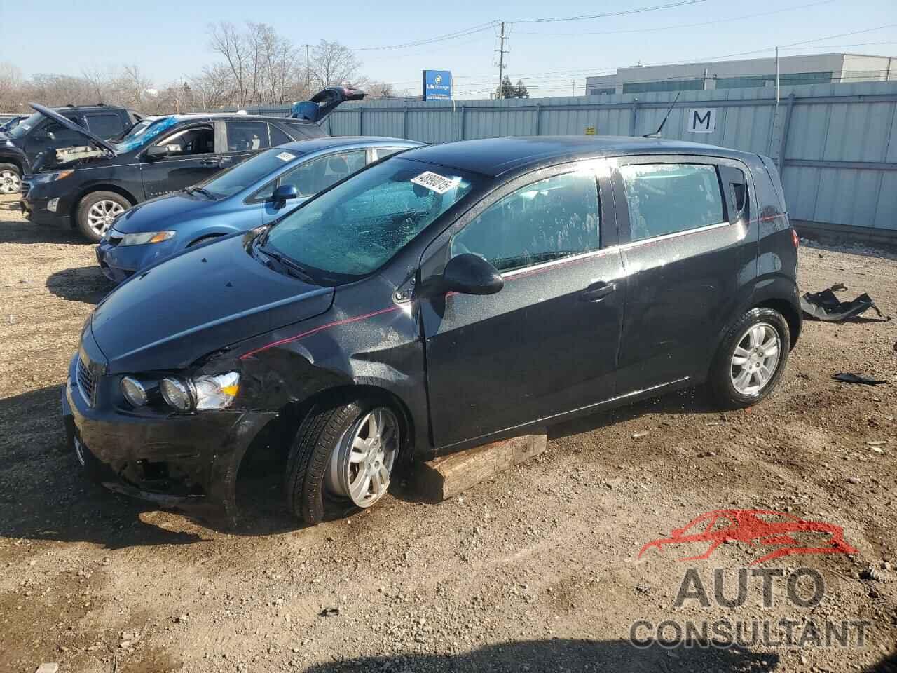 CHEVROLET SONIC 2013 - 1G1JC6SH8D4147708