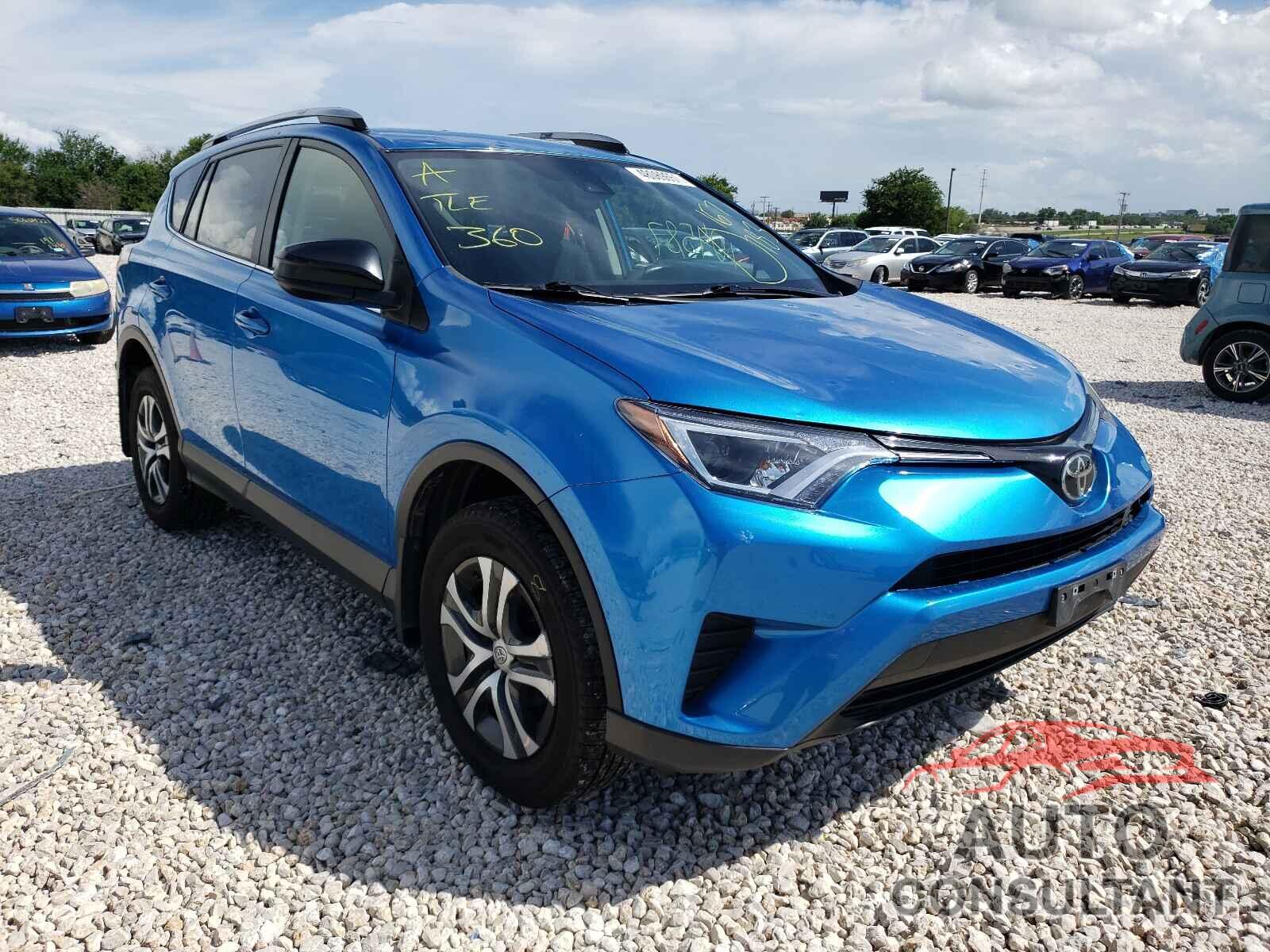 TOYOTA RAV4 2017 - JTMBFREV5HJ167783