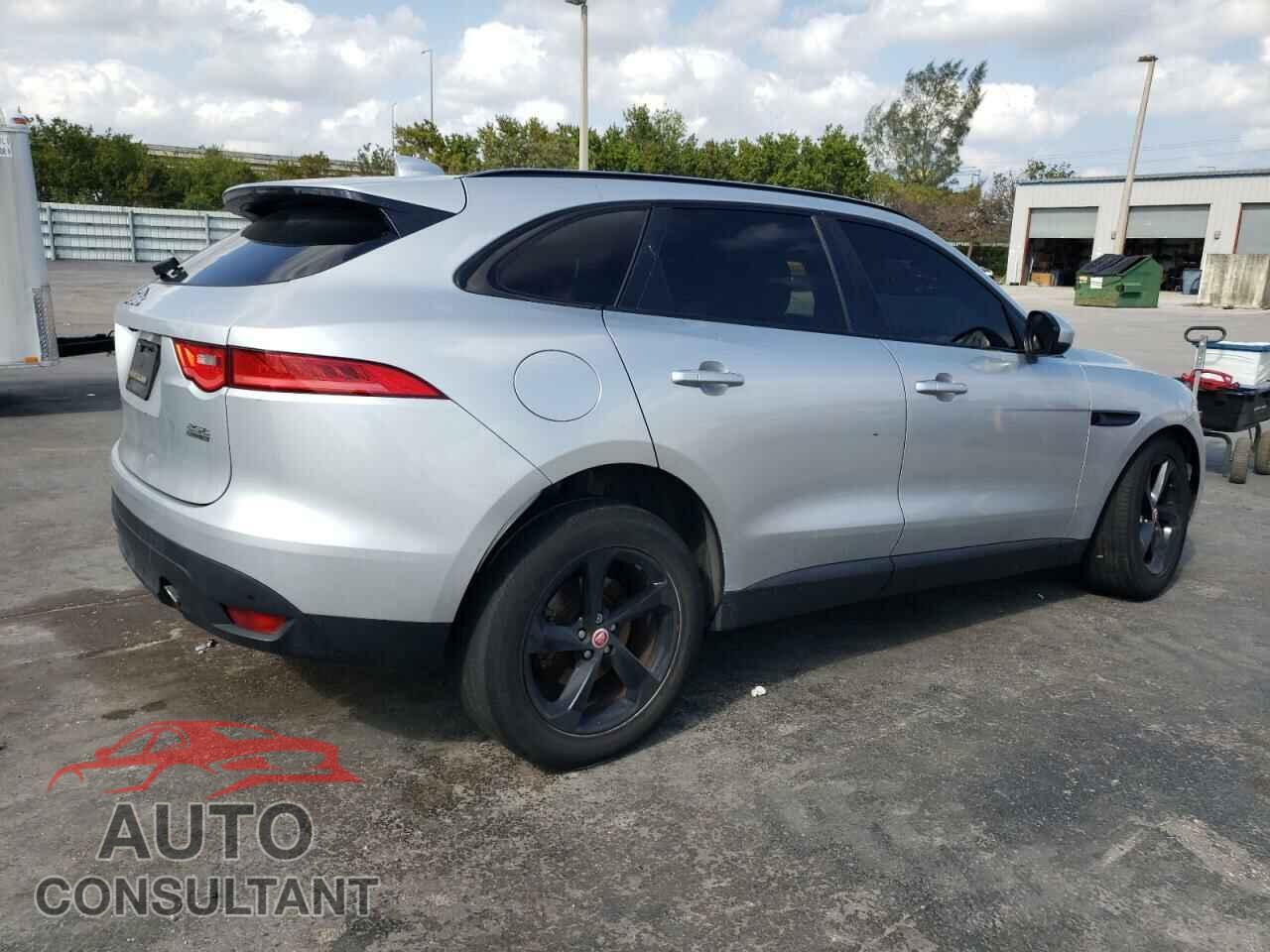 JAGUAR F-PACE 2018 - SADCJ2FX0JA248520