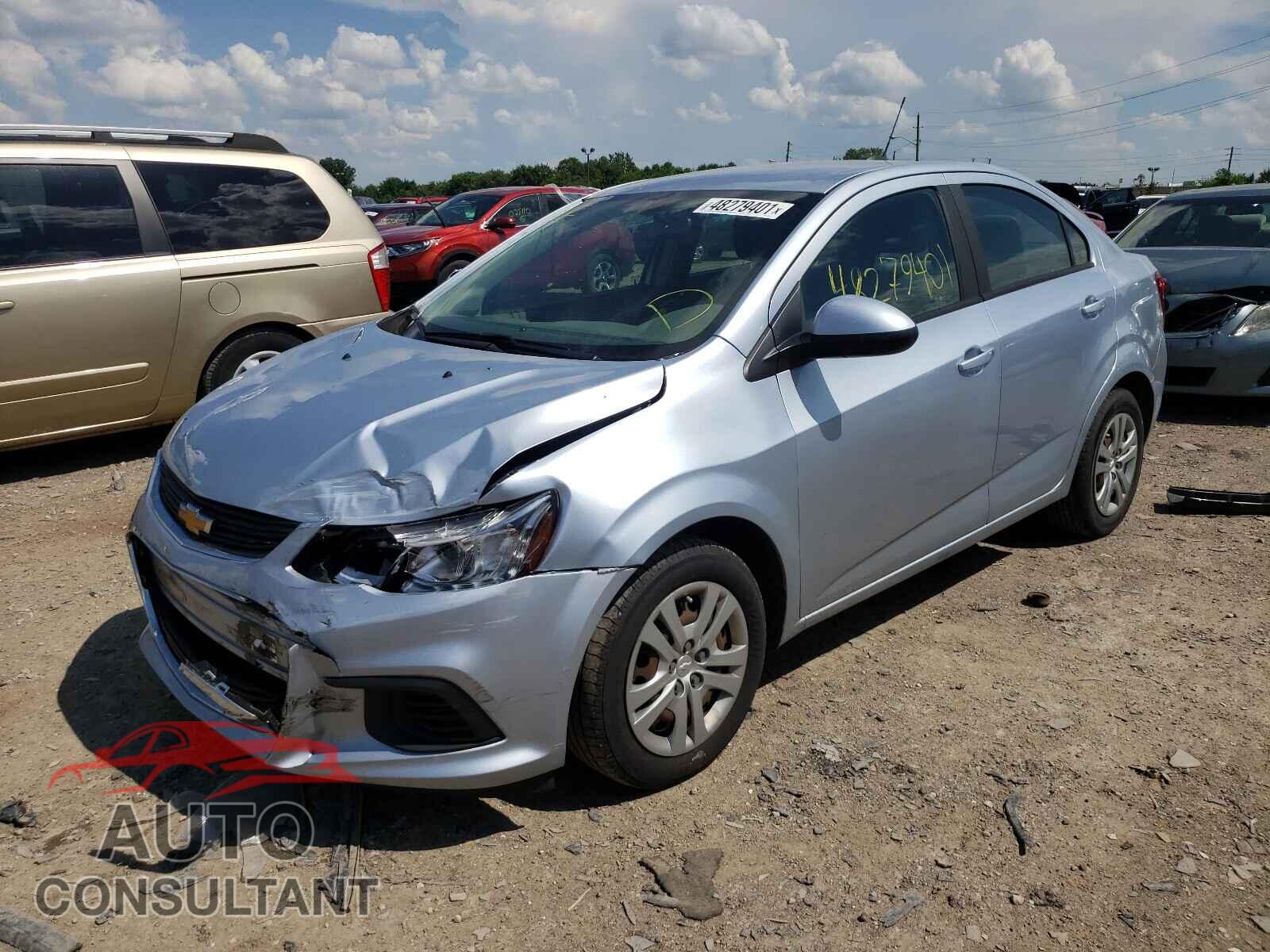 CHEVROLET SONIC 2017 - 1G1JB5SH5H4161911