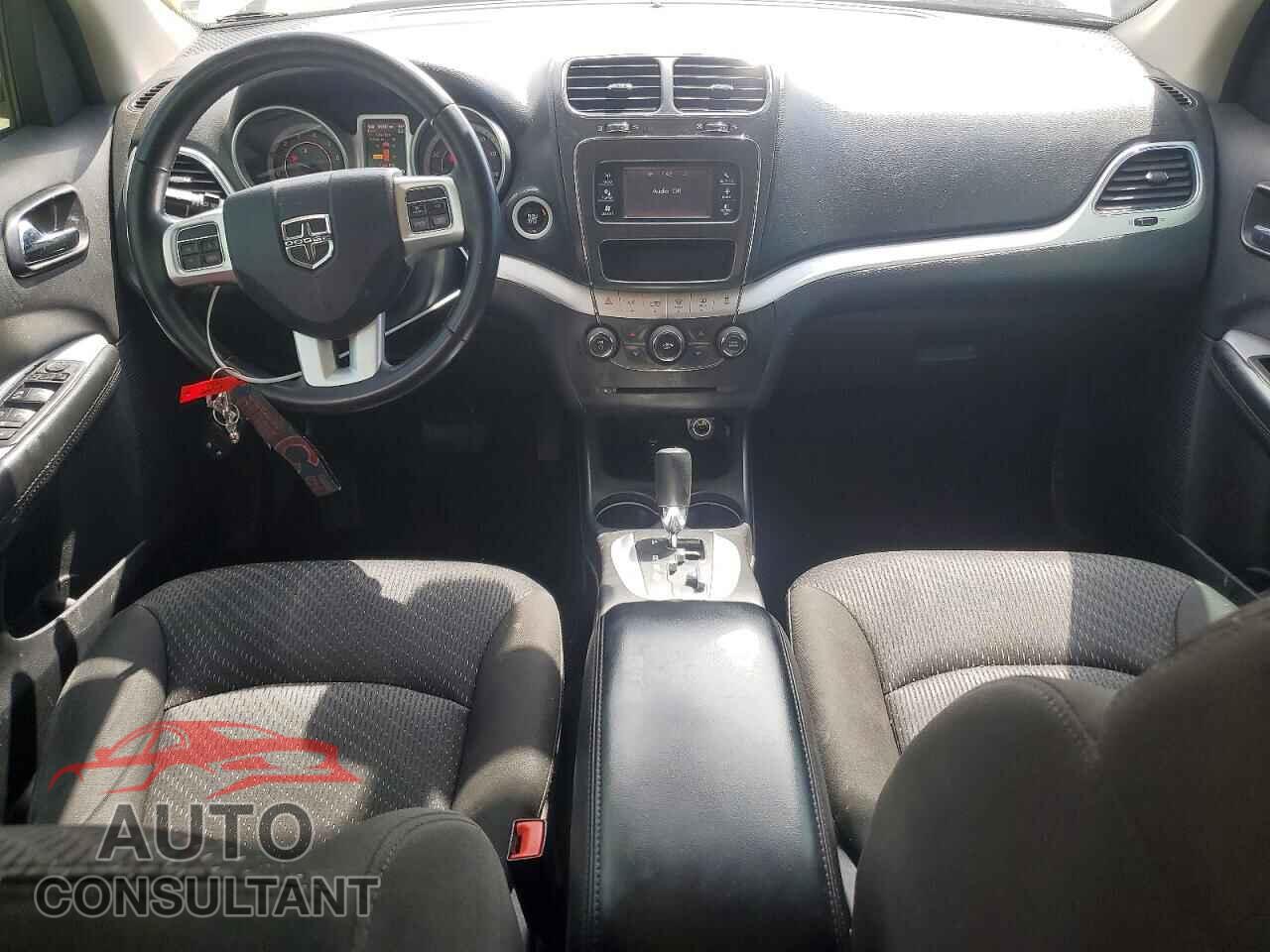 DODGE JOURNEY 2018 - 3C4PDCAB5JT513902