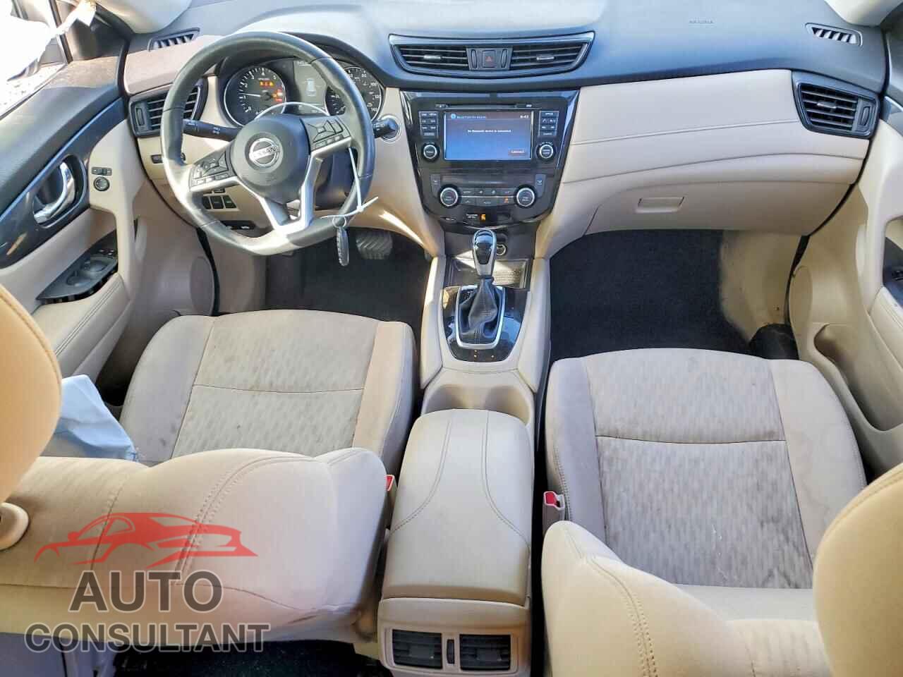 NISSAN ROGUE 2017 - KNMAT2MT6HP564833