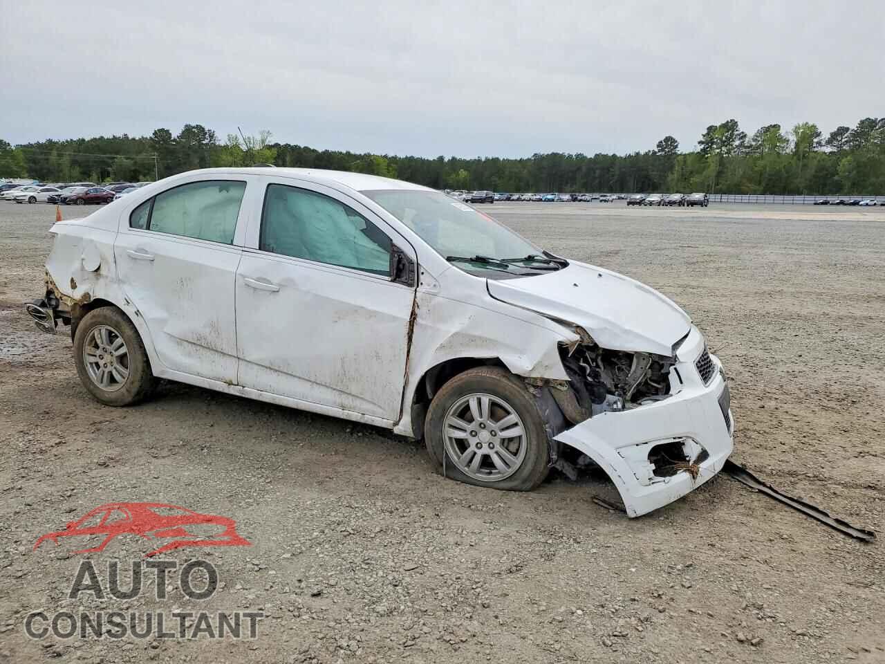 CHEVROLET SONIC 2016 - 1G1JC5SH2G4178855