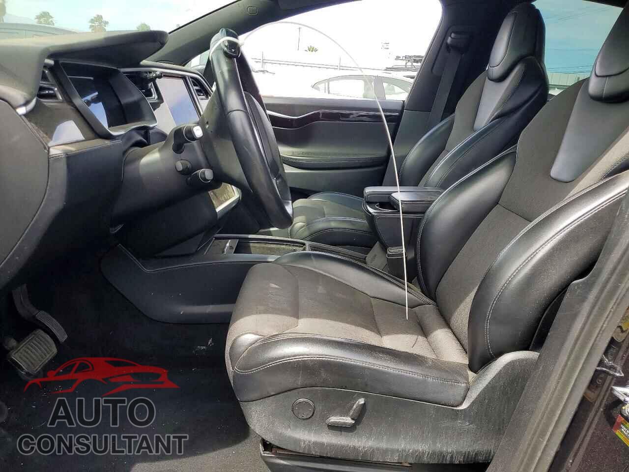 TESLA MODEL X 2017 - 5YJXCBE23HF077258