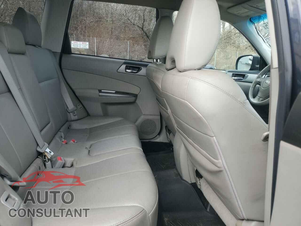 SUBARU FORESTER 2013 - JF2SHAEC5DH437723