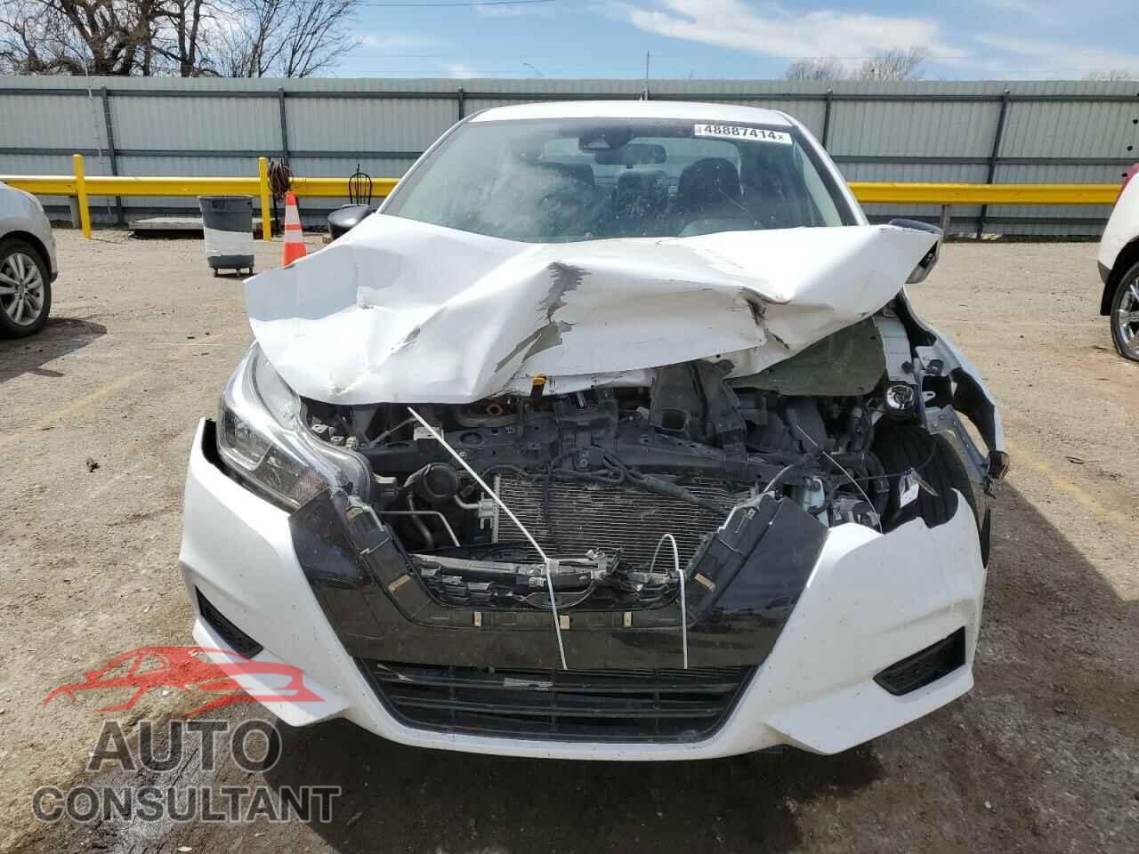 NISSAN VERSA 2020 - 3N1CN8DV2LL903179