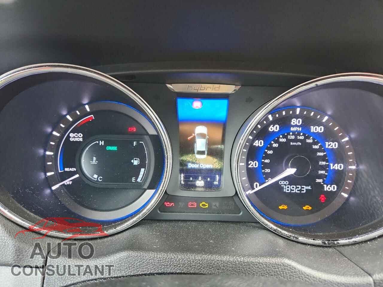 HYUNDAI SONATA 2013 - KMHEC4A41DA068387