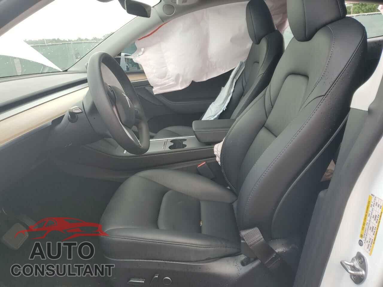 TESLA MODEL Y 2023 - 7SAYGAEE7PF805579