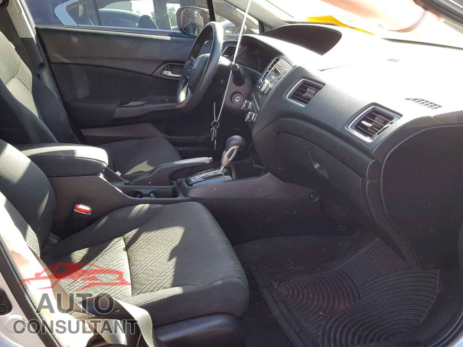 HONDA CIVIC LX 2015 - 19XFB2F51FE204602
