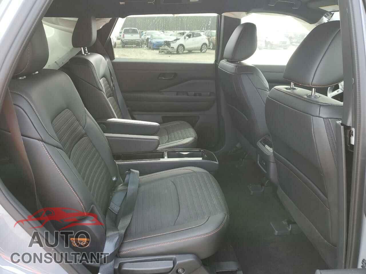 NISSAN PATHFINDER 2025 - 5N1DR3BD2SC202831