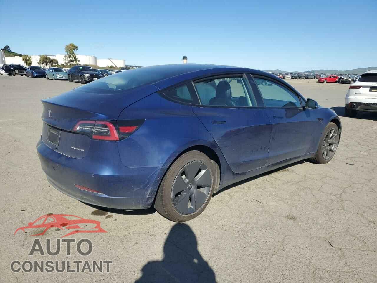 TESLA MODEL 3 2022 - 5YJ3E1EB1NF125564